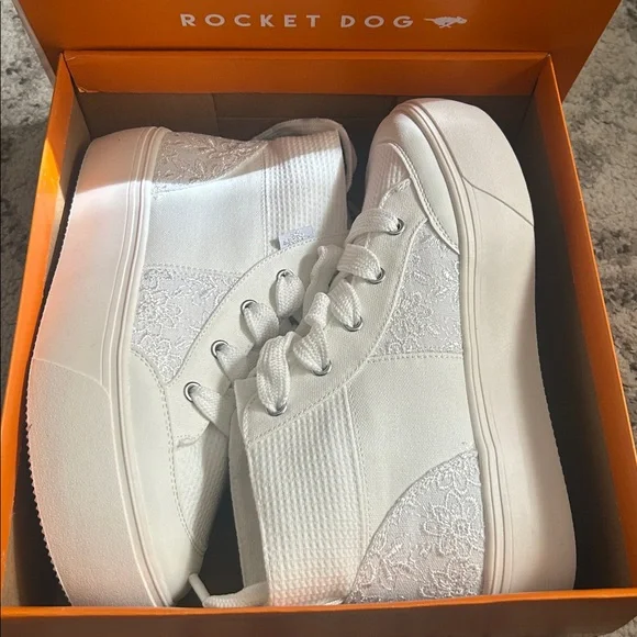 Rocket Dog Ivory Lace High-Tops - Picture 1 of 6